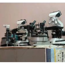 Microscope